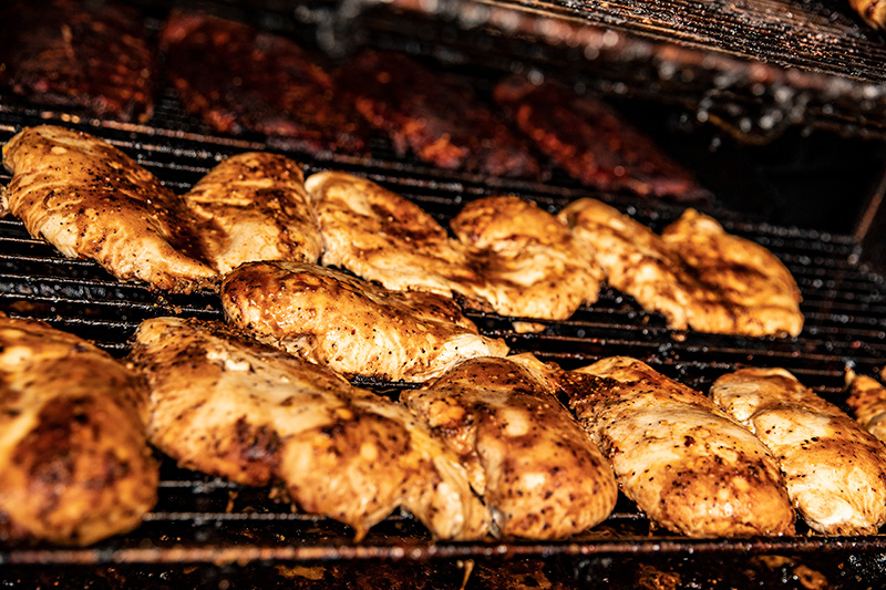 On-Site Cookouts and Backyard BBQ Catering | Swadley's Catering